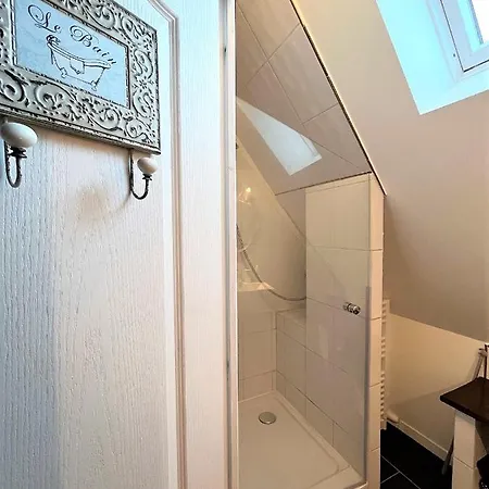 Le Marguerite Calvados I Vue Panoramique Sur La Normandie Face Au Cerza * Hermival-les-Vaux