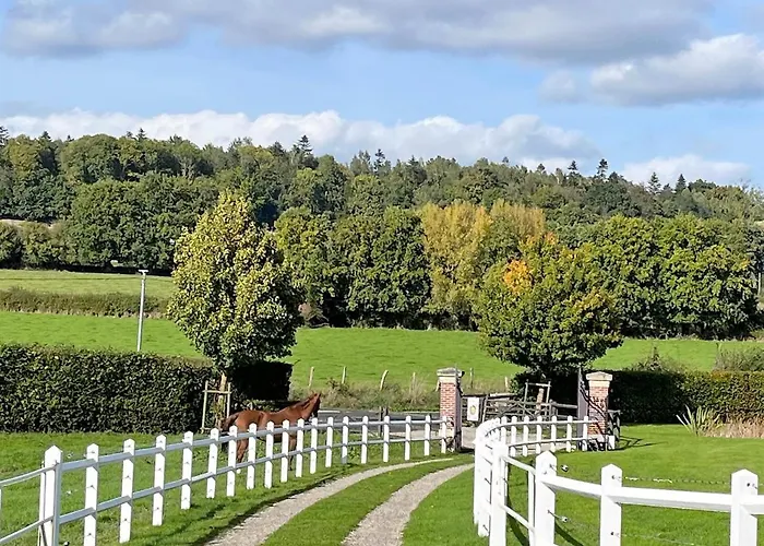 Le Marguerite Calvados I Vue Panoramique Sur La Normandie Face Au Cerza *